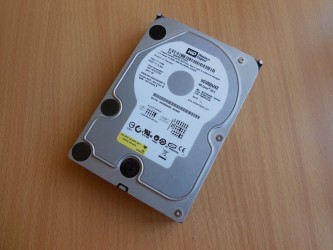 Western Digital (WD4000AAKB)