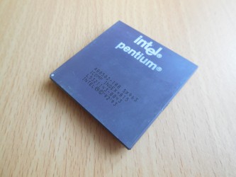 Intel Pentium (100 MHz)