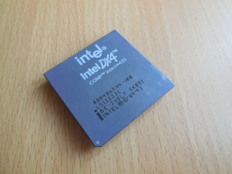 Intel 80486DX4-100
