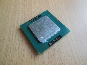 Intel Pentium III (1.13 GHz)
