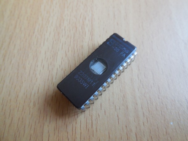 STMicroelectronics M27C256B-20FA