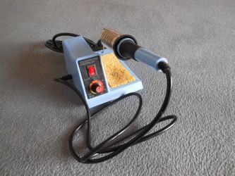 Pájecí stanice BaseTech ZD-99